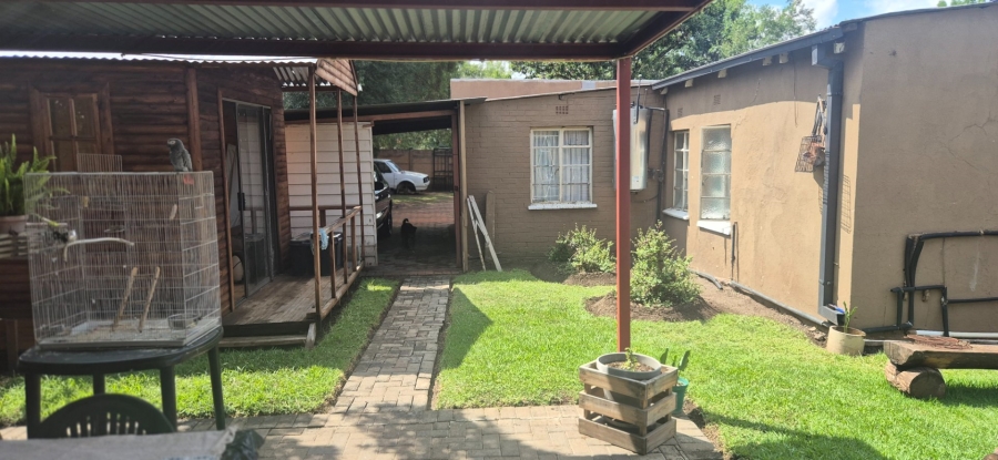 8 Bedroom Property for Sale in Bayswater Free State
